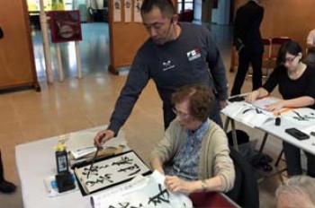 Caligrafista japonês faz demonstração e ministra workshop em Maringá 