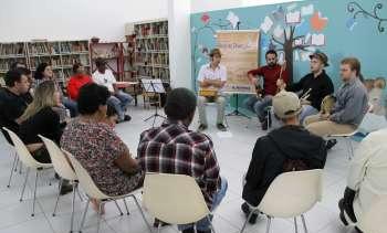 Domingo tem teatro e roda de choro gratuito 