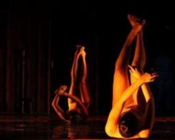 Espetáculo “Quanto Tempo o Tempo Tem?” é destaque no Teatro Reviver 
