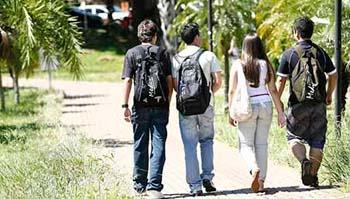 Instituição encerra calendário letivo deste ano em 19 de março de 2016 
