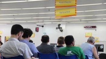 Agências bancárias no Detran permanecem abertas durante greve 
