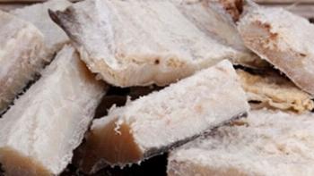 Com a proximidade da Semana Santa, as fraudes no comércio de peixe estão na mira dos fiscais Com a proximidade da Semana Santa, as fraudes no comércio de peixe estão na mira dos fiscais