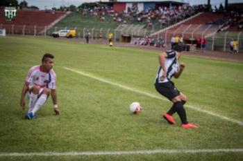 Maringá FC perde para o Toledo e permanece na zona de rebaixamento do Paranaense 