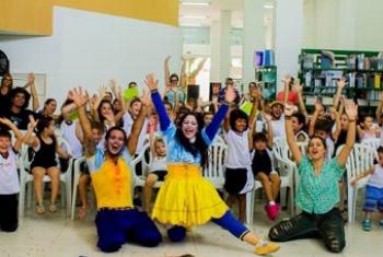 Resgate lúdico é proposta do espetáculo “Contadora de Estrelas”, atração do Convite ao Teatro   