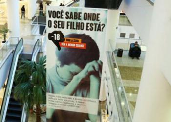 Campanha visa conscientizar os responsáveis sobre os locais que os filhos frequentam 