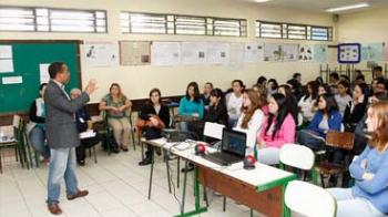 Inscrições para cursos profissionalizantes gratuitos vão até dia 24 