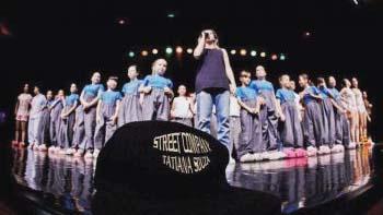 Street Company leva o hip hop para o palco do Teatro Reviver 