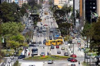 Infrações de trânsito crescem 17% no primeiro semestre no Paraná 