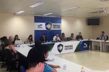 Disque-denúncia vai receber informações sobre crimes em escolas ocupadas 