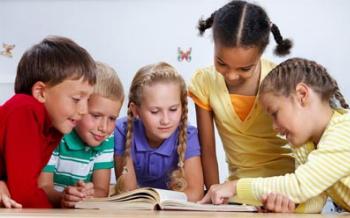 Leitura deixou de ser prioridade para crianças e jovens dando espaço para os jogos eletrônicos 