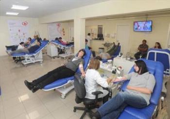 Hemepar pede doações de sangue antes e após o feriado de Carnaval 