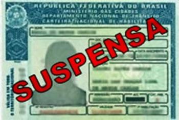 Paraná suspende 273 motoristas por dia por infrações de trânsito 