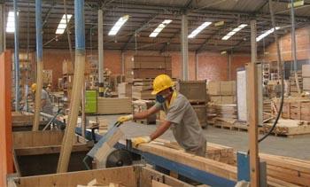 Paraná gerou 25 mil empregos formais de janeiro a maio. Maringá ocupa a segunda colocação 