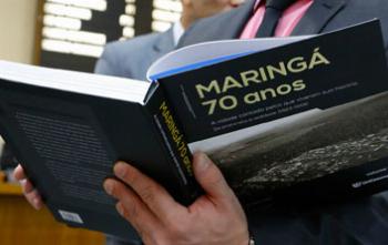 Reitor da Unicesumar apresenta livro sobre Maringá na Câmara de Vereadores 