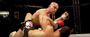 Futebol Americano e MMA são atrações deste final de semana 