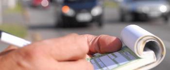 Multas e débitos de trânsito já são pagos com cartões no Paraná Multas e débitos de trânsito já são pagos com cartões no Paraná