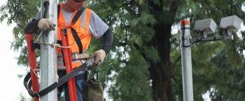 Iniciada retirada dos antigos radares para instalação de novos Iniciada retirada dos antigos radares para instalação de novos