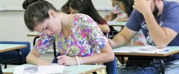 UEM divulga vagas remanescentes. A solicitação deve ser feita até esta terça-feira via internet 