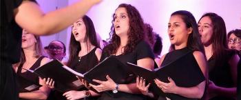 Coro Escola e Coro Feminino abrem vagas para novos integrantes 