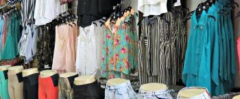 Comércio poderá abrir até 21 horas nesta sexta-feira​ (11) Comércio poderá abrir até 21 horas nesta sexta-feira​ (11)