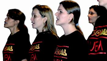 Coro Universitário busca novos integrantes para musical Saltimbancos 