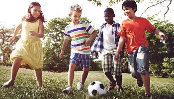 Brincadeiras ajudam a combater obesidade infantil 