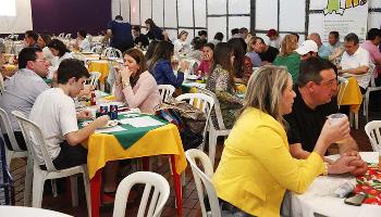 Festa das Nações está com estrutura quase pronta para sexta-feira (5) 