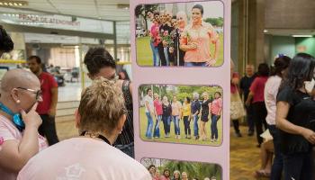 Exposição ′Pétalas′ incentiva a força e a luta de mulheres contra o câncer 