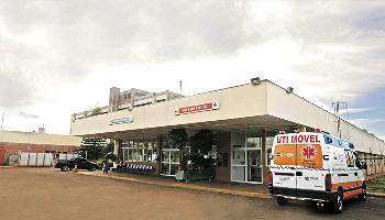 Porta de entrada para urgências e emergências está atendendo em situação limite 
