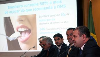 Brasil assume meta para reduzir 144 mil toneladas de açúcar até 2022 