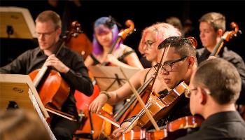 Orquestra da Câmara de Maringá apresenta: Um Concerto para Noite de Natal 
