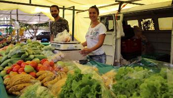 Feiras Livres valorizam comércio com variedades de produtos 