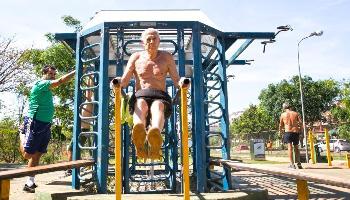Veja 5 opções de atividades físicas para idosos 