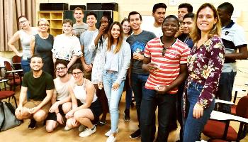 UEM oferece curso de português para alunos estrangeiros 