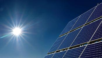 Com lâmpadas Led e placas fotovoltaicas, UEM inicia sistema de energia eficiente 