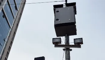 Radares passam a operar com limite de 50 km/h em vias de Maringá; saiba quais 
