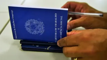 Lote complementar do abono salarial começa a ser pago nesta quinta (15); veja quem recebe 