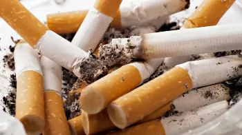 Embalagens de cigarros vão ganhar novas imagens e alertas de saúde 