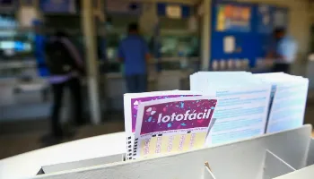 Aposta única do Paraná ganha quase R$ 1 milhão na Lotofácil; confira a cidade do premiado 
