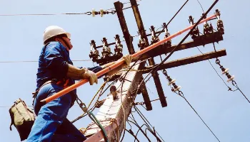 Cerca de 1,6 mil imóveis terão corte de energia durante a semana em diferentes regiões de Maringá 