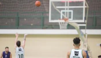 Final de semana em Maringá é marcado por competições de futsal, basquete e handebol Final de semana em Maringá é marcado por competições de futsal, basquete e handebol