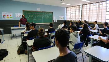 Novo programa atenderá alunos com dificuldades de aprendizagem 
