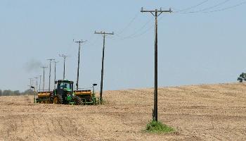 Campanha alerta para cuidados com a energia na área rural 