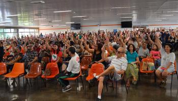 Assembleia decide suspender greve na UEM e aulas retornam na segunda-feira 