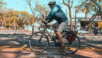 Dia do Ciclista promove conscientização sobre respeito e paz no trânsito 