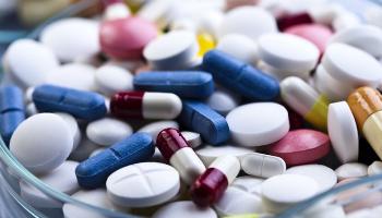Programa "Farmácia Solidária" arrecada e distribui medicamentos 