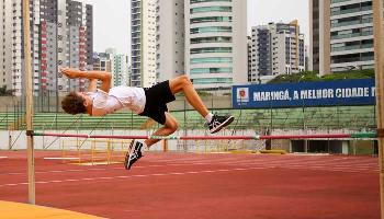 Maringaense bate recorde nacional de salto em altura no Ceará Maringaense bate recorde nacional de salto em altura no Ceará