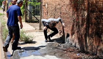 Empresa suspeita de poluir córrego é multada em R$ 10 mil 