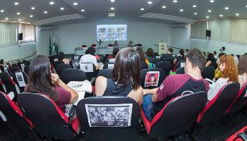 1° Seminário de Artes Visuais discute a importância da criação e ensino da arte 