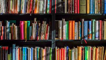 Editora da UEM oferta 50% de desconto em sua livraria 